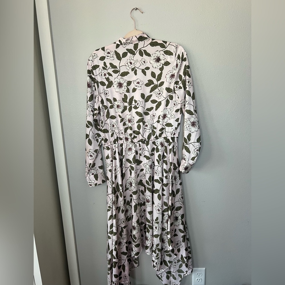 Ralph Lauren Pink and Green Floral dress - Picture 3 of 3